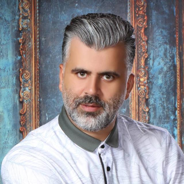 علی آقاجانی - مدیر عامل